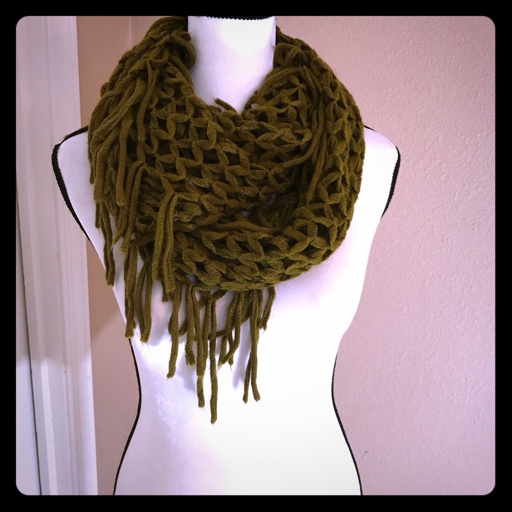 Beautiful Anthropologie fringed open weave scarf